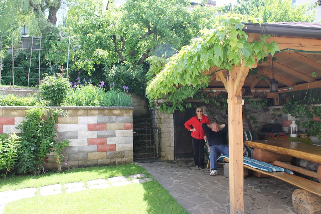 Rooms Jurca Postojna Kültér fotó